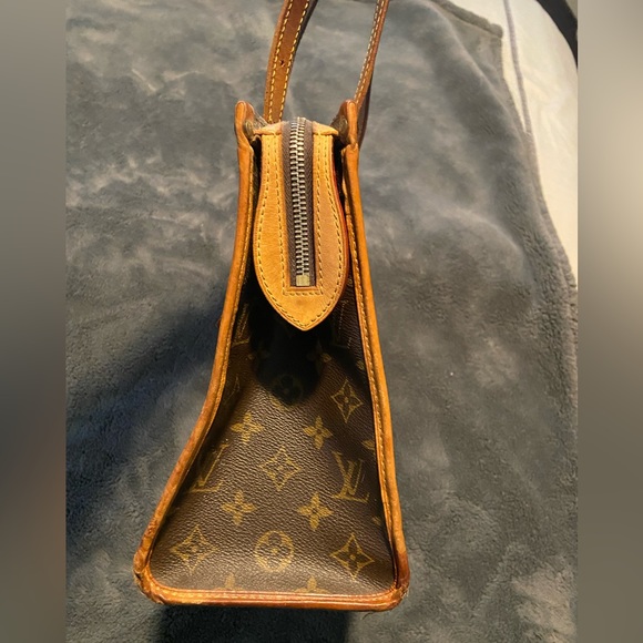 Authentic Louis Vuitton Popincourt Haut Bag. - Picture 4 of 5